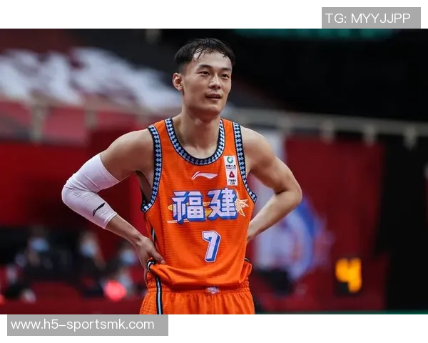 上海玄天鸟新赛季球员名单曝光汤杰等CBA旧将加盟赖益烨在列 上海玄天鸟新赛季球员名单曝光汤杰等CBA旧将加盟赖益烨在列